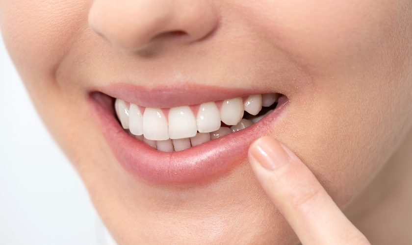 Teeth Whitening- Cosmos Modern Dental Elmhurst