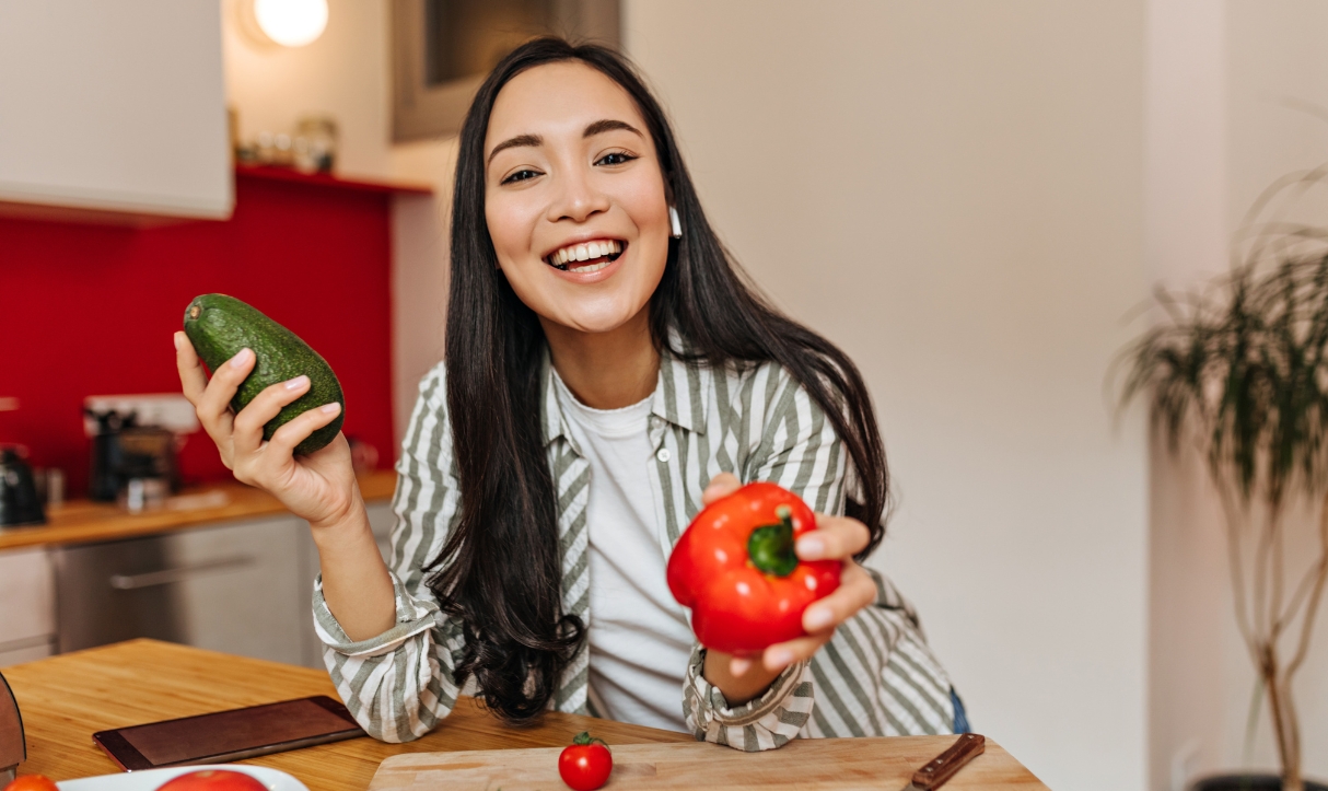 eating with invisalign in elmhurst a guide on safe and tasty choices